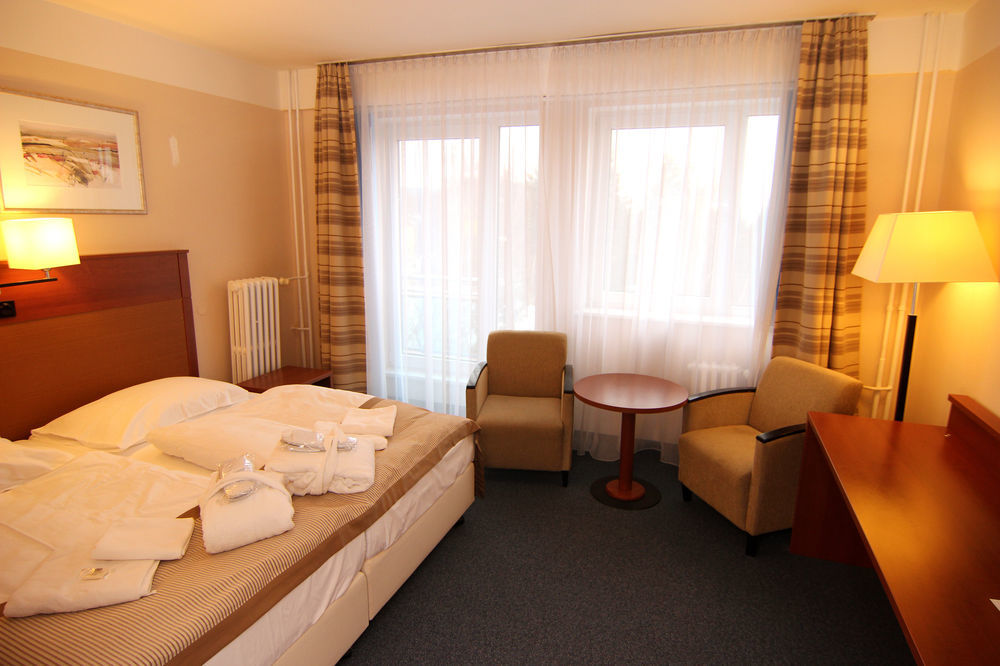 Hotel Marttel Karlovy Vary Exteriér fotografie